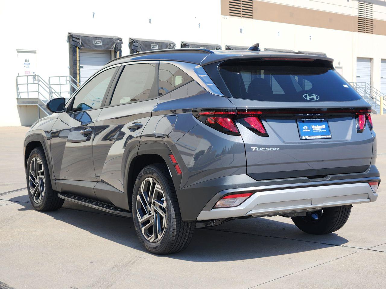 New 2026 Ecotronic Gray Hyundai SEL Plus FWD image 3