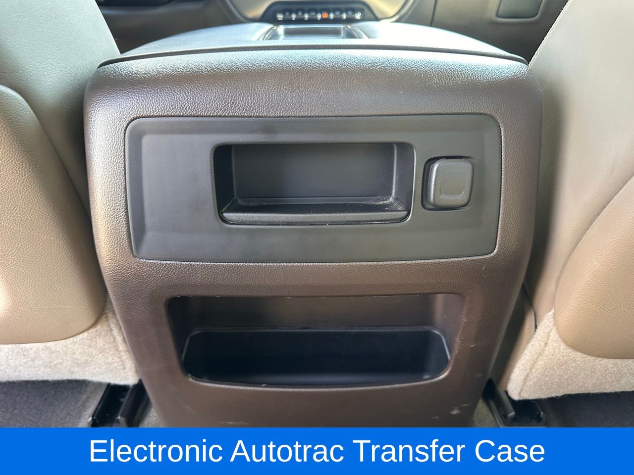 Used 2015 White Diamond Tricoat GMC Denali image 19