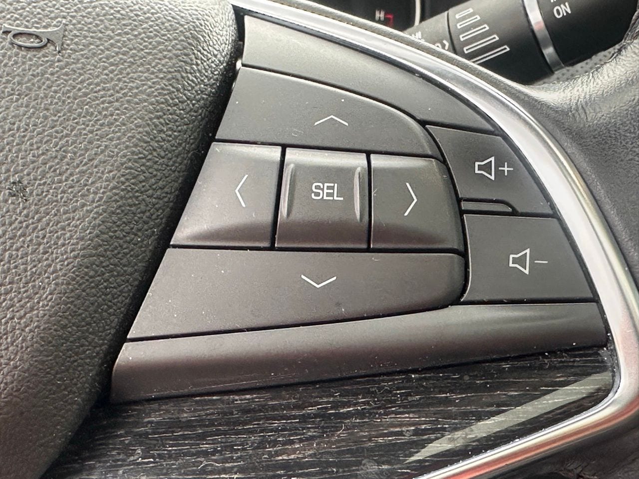 Used 2023 Stellar Black CADILLAC Premium Luxury image 31