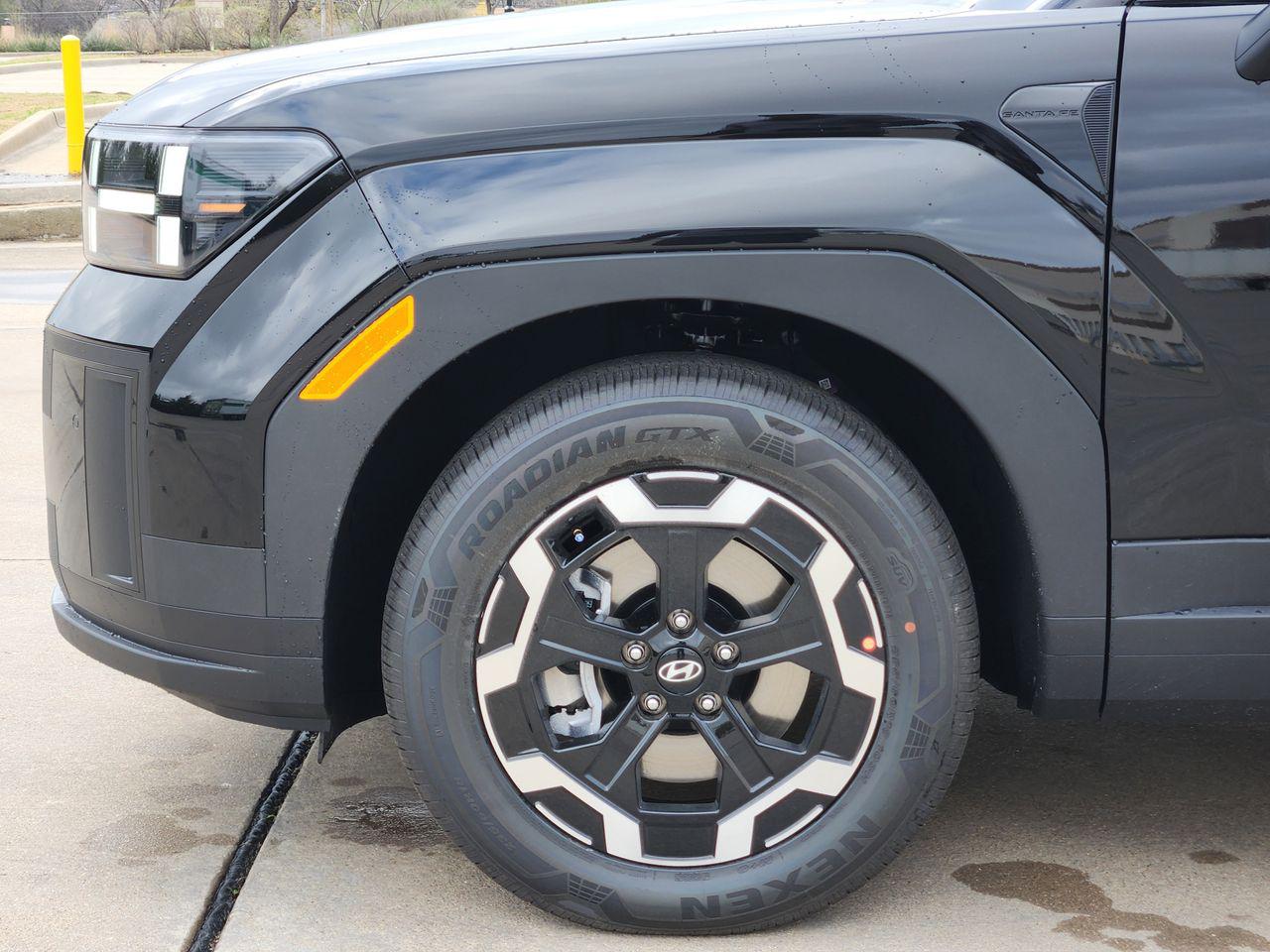 New 2026 S3B Black Hyundai SEL FWD image 5