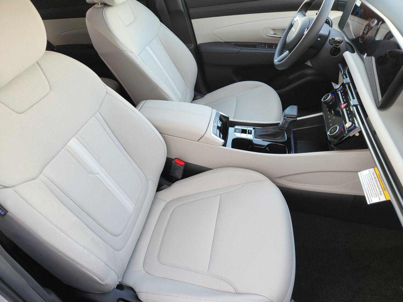 New 2026 R2T Silver Hyundai SEL FWD image 10