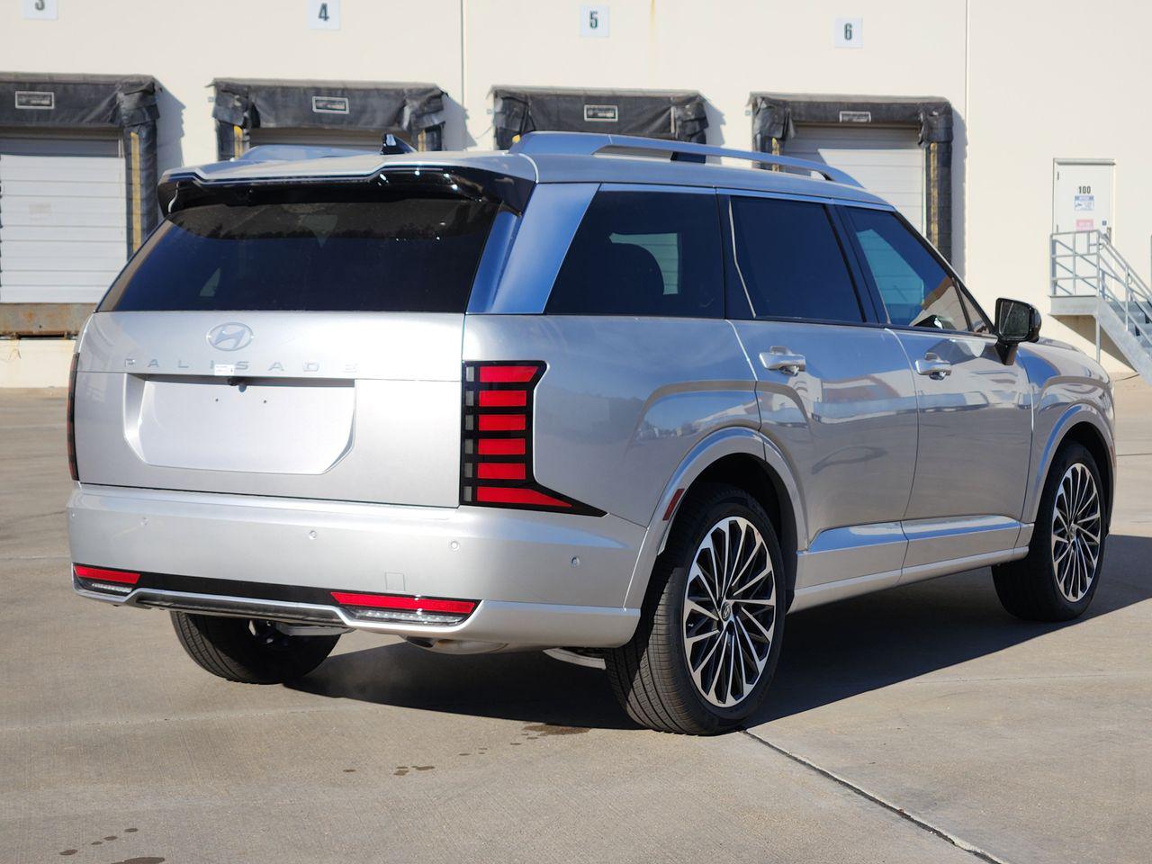 New 2026 T2X Silver Hyundai Calligraphy FWD image 4