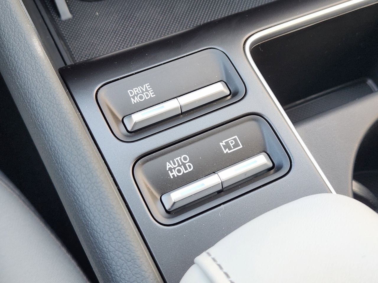 New 2026 W6H White Hyundai SEL Sport image 21