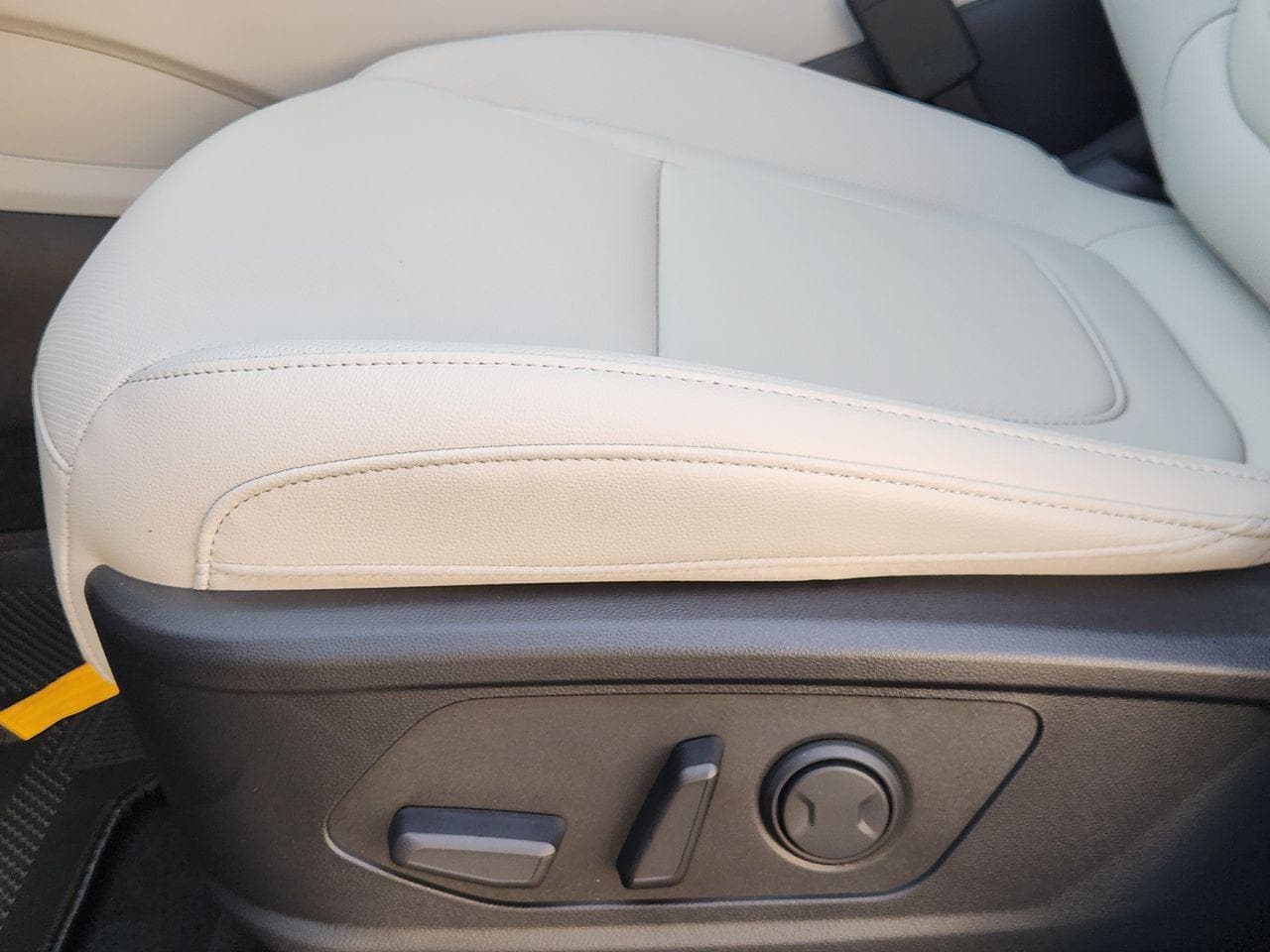 New 2026 Ecotronic Gray Hyundai SEL Plus FWD image 22