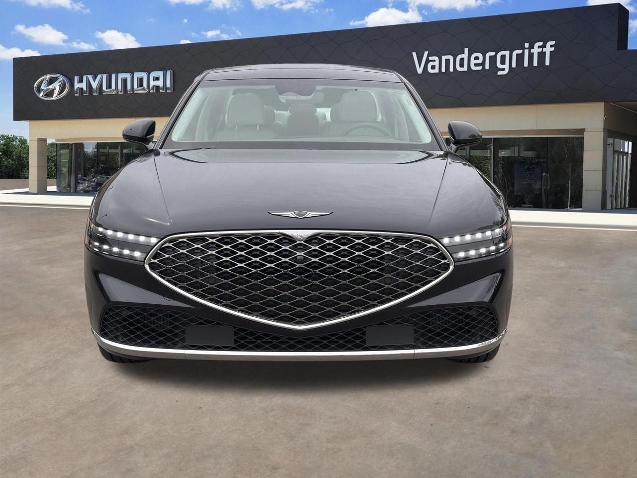 Used 2025 Vik Black Genesis 3.5T e-SC image 5