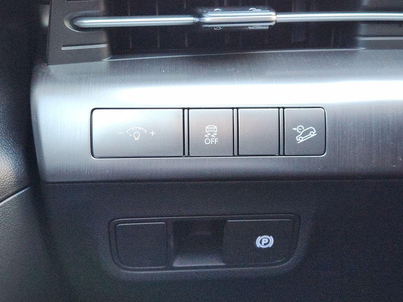 New 2026 Cyber Gray Metallic Hyundai SEL Sport FWD image 19