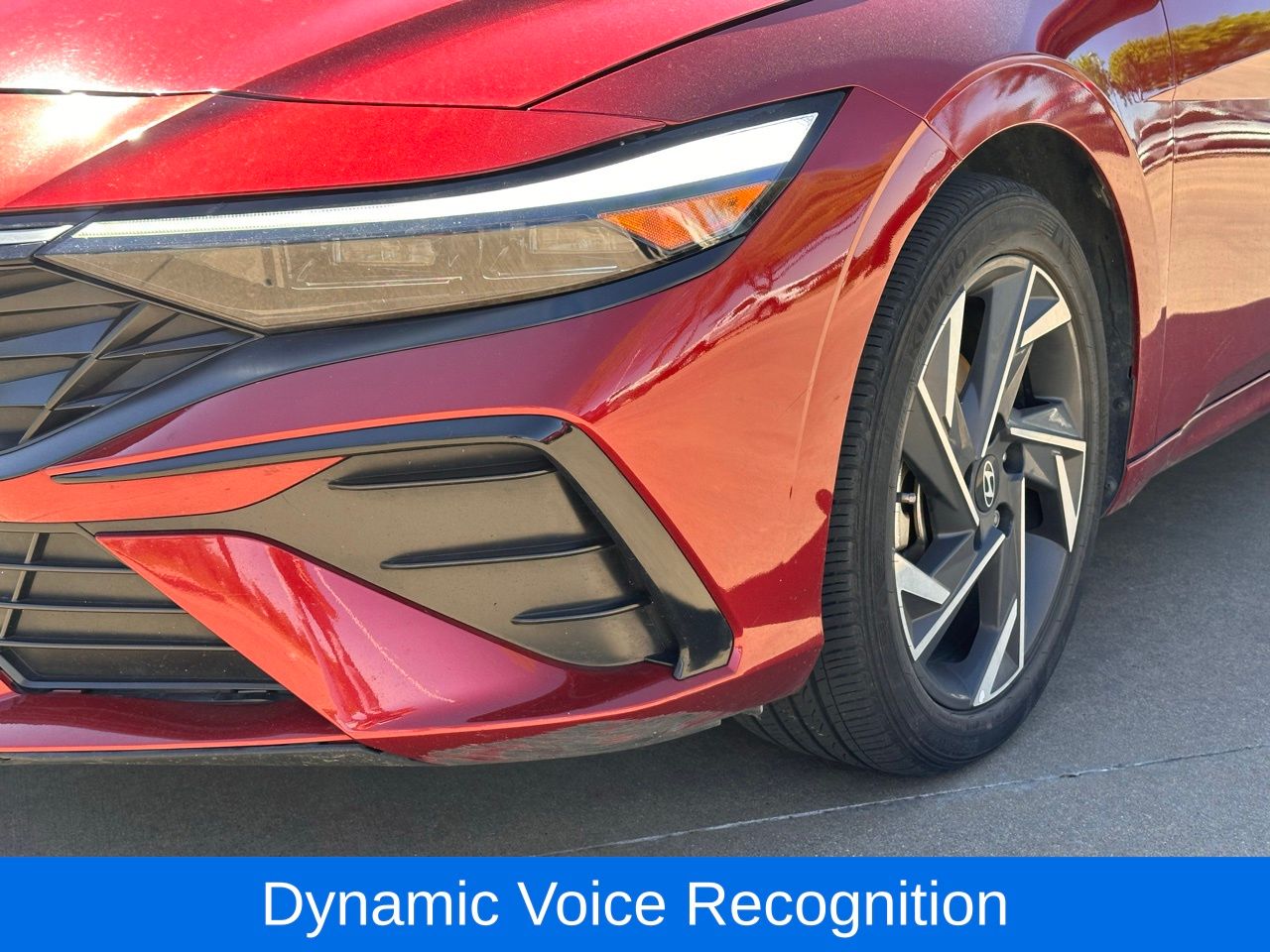 Used 2024 Ultimate Red Hyundai SEL image 4