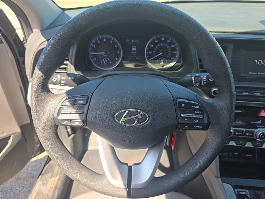 Used 2020 Portofino Gray Hyundai SE image 12