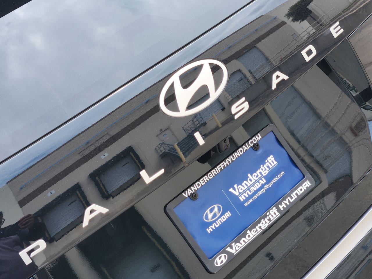 New 2027 Robust Emerald Pearl Hyundai Calligraphy AWD image 8