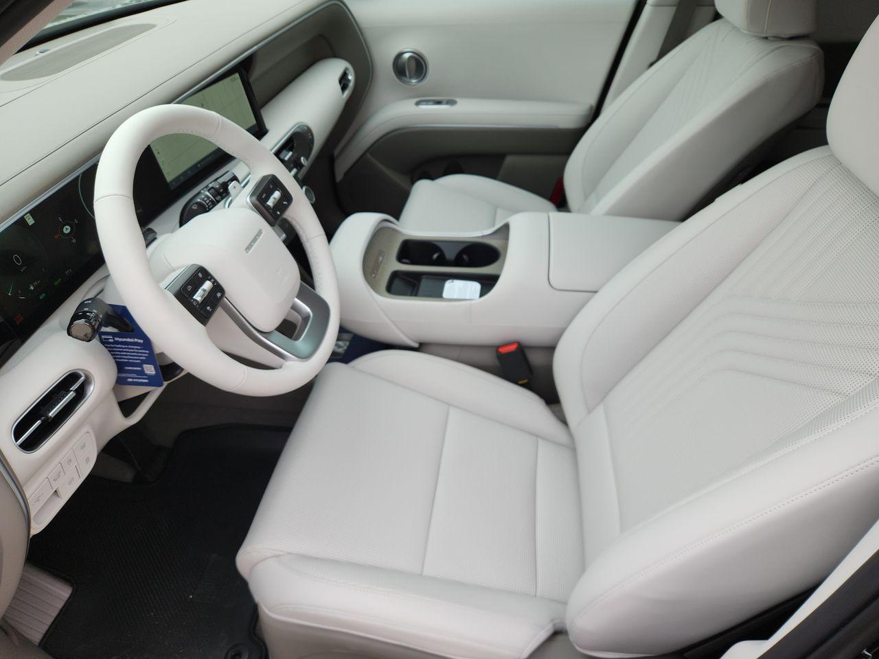 New 2026 Abyss Black Pearl Hyundai SEL 7P image 10