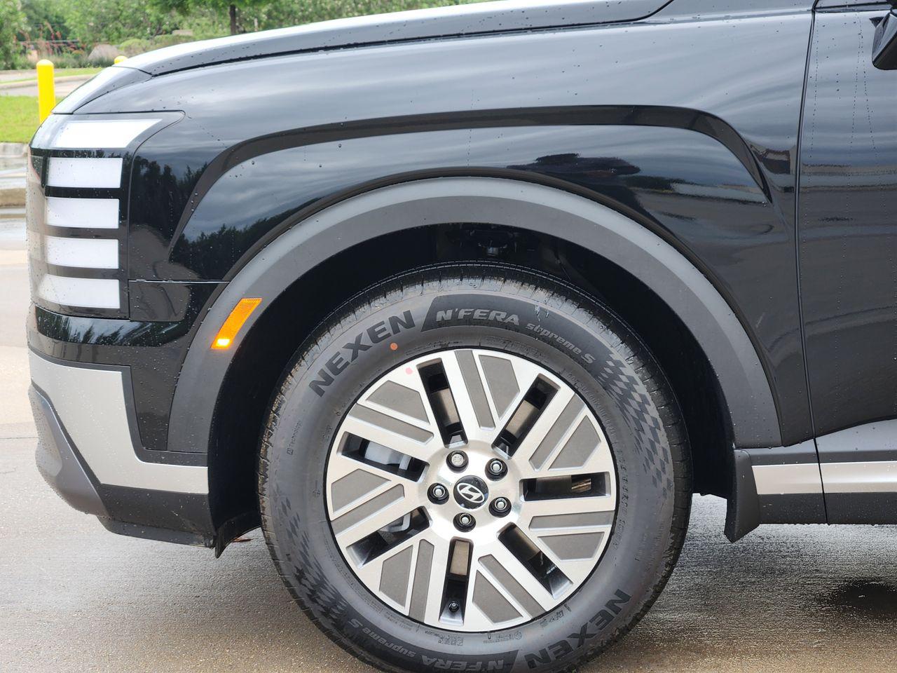 New 2026 Abyss Black Pearl Hyundai SEL 7P image 5