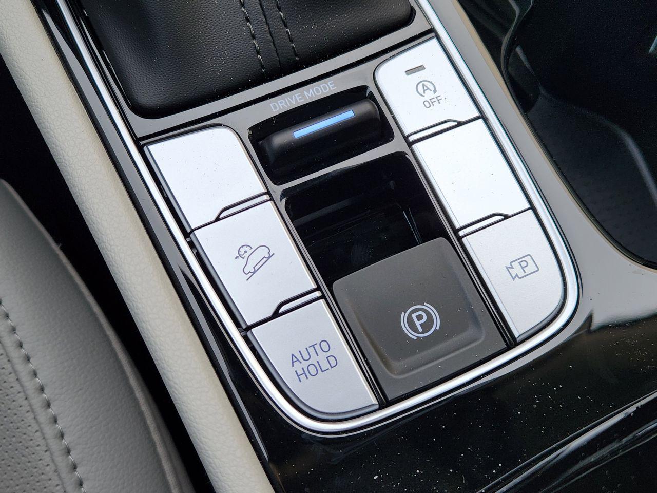 New 2026 S3B Black Hyundai SEL Premium FWD image 17