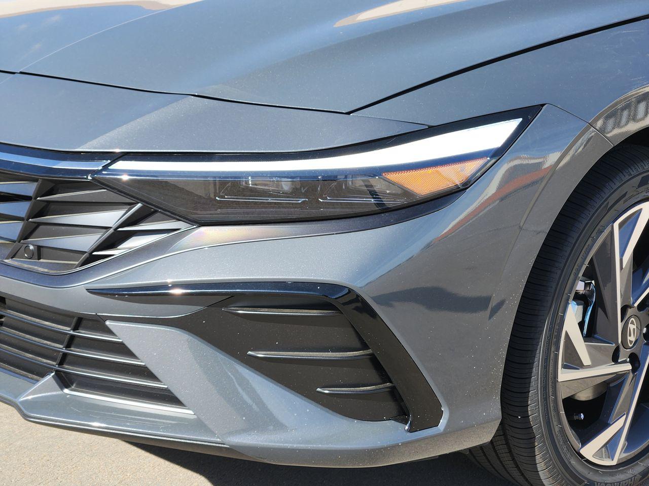 New 2026 PE2 Gray Hyundai Limited image 6