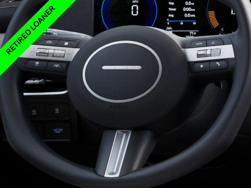 New 2025 W6H White Hyundai SE image 16