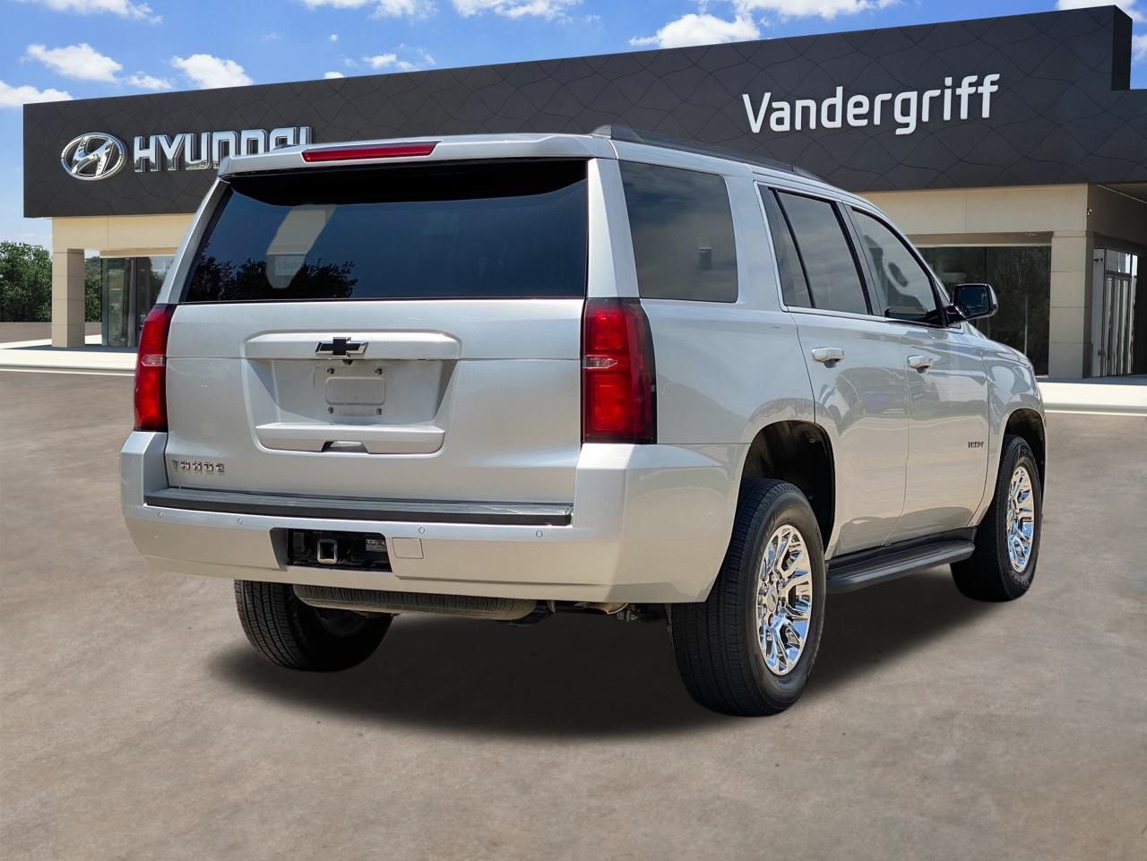 2020 Chevrolet Tahoe LS photo 2