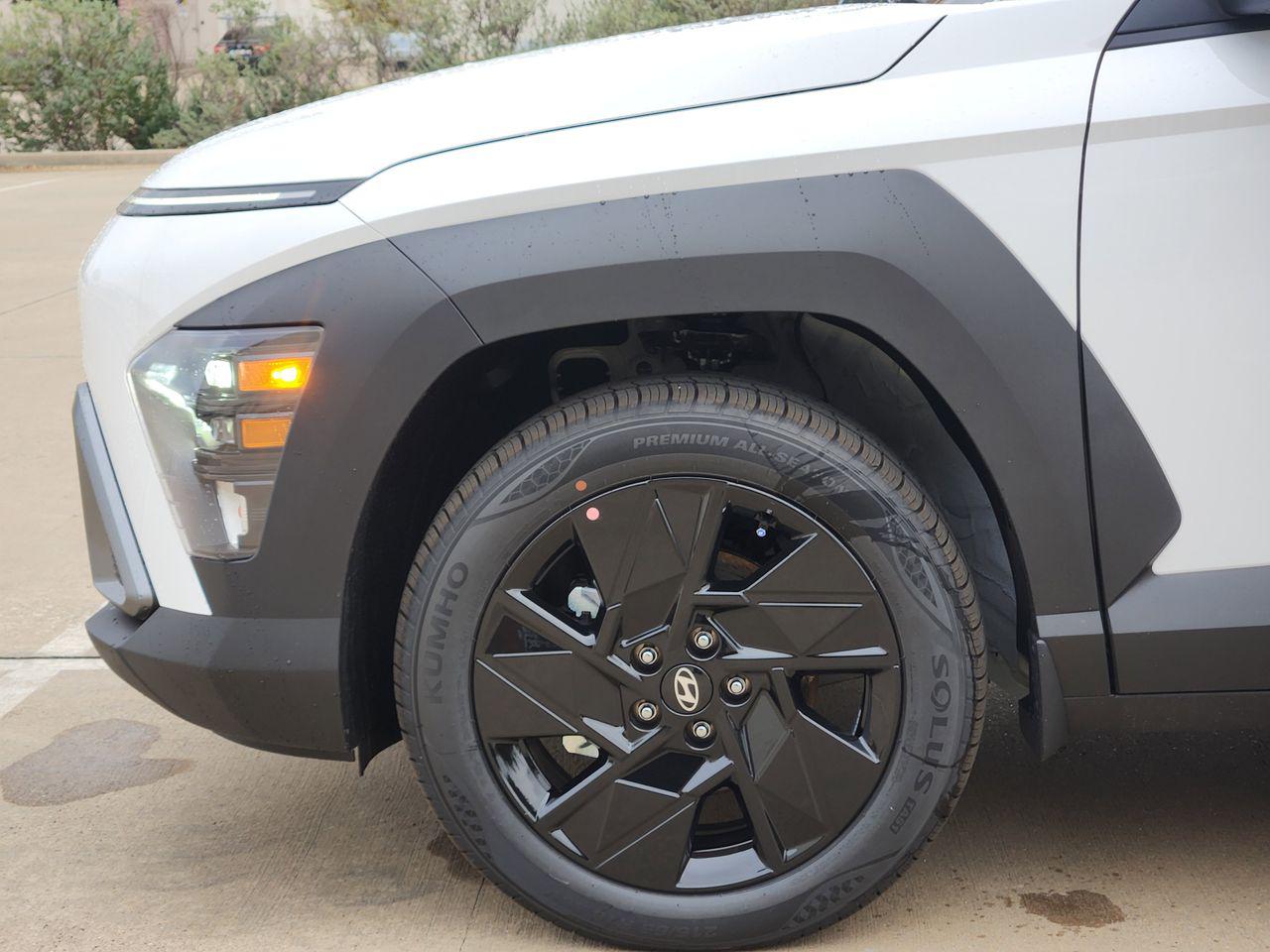 New 2026 Atlas White Hyundai SEL Sport FWD image 5