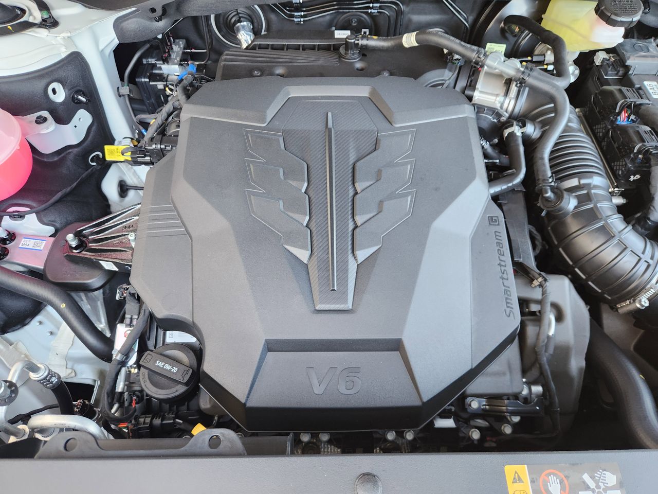 New 2026 WC9 White Hyundai SEL FWD image 29