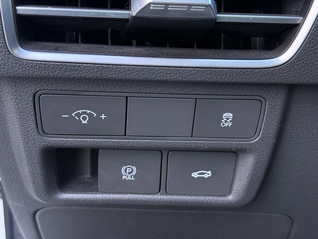 Used 2024 Serenity White Hyundai SEL image 21