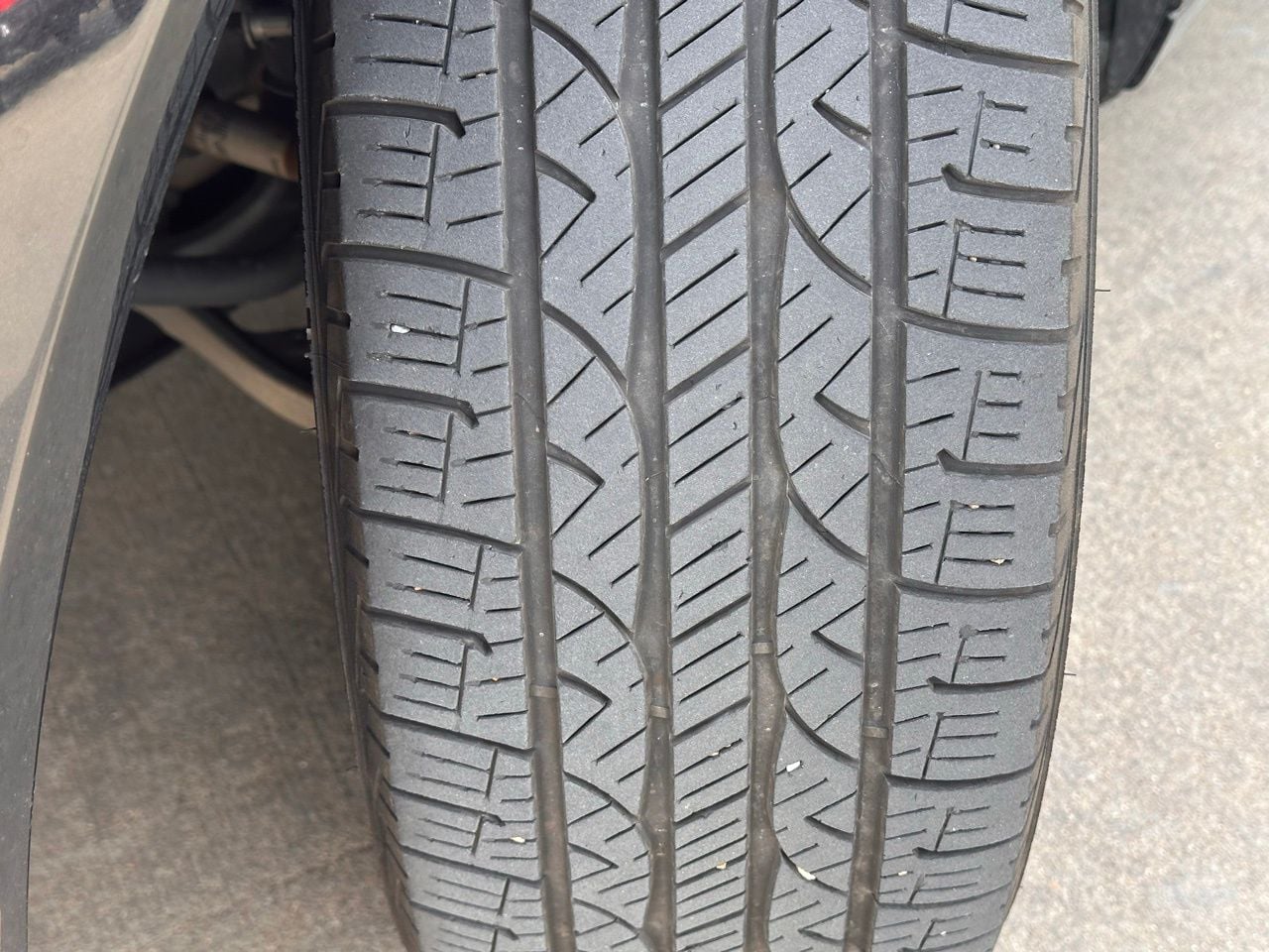 Used 2023 Rapid Red Tinted Ford Premium image 3