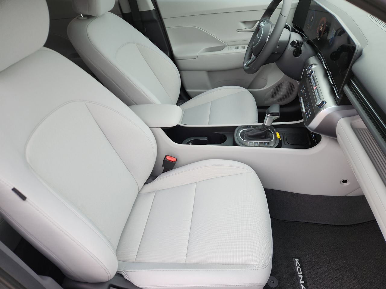 New 2026 PE2 Gray Hyundai SEL Sport FWD image 10