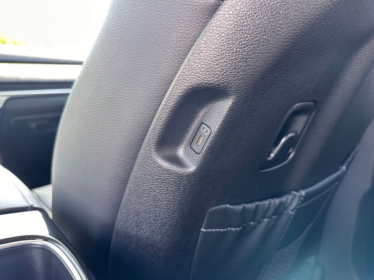 Used 2025 Ebony Black Kia EX image 20