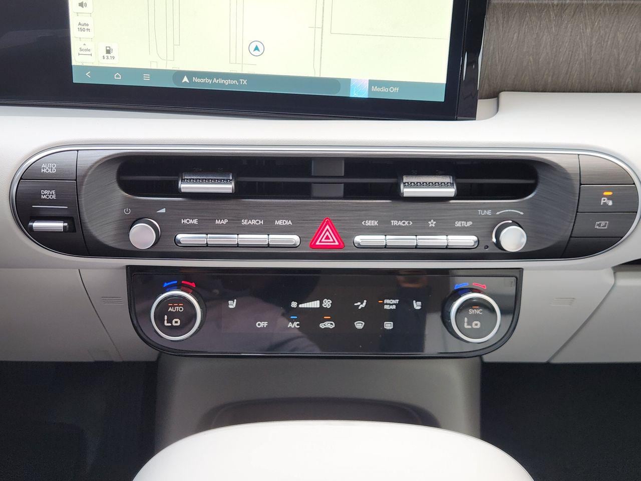 New 2027 Creamy White Pearl Hyundai SEL FWD image 15