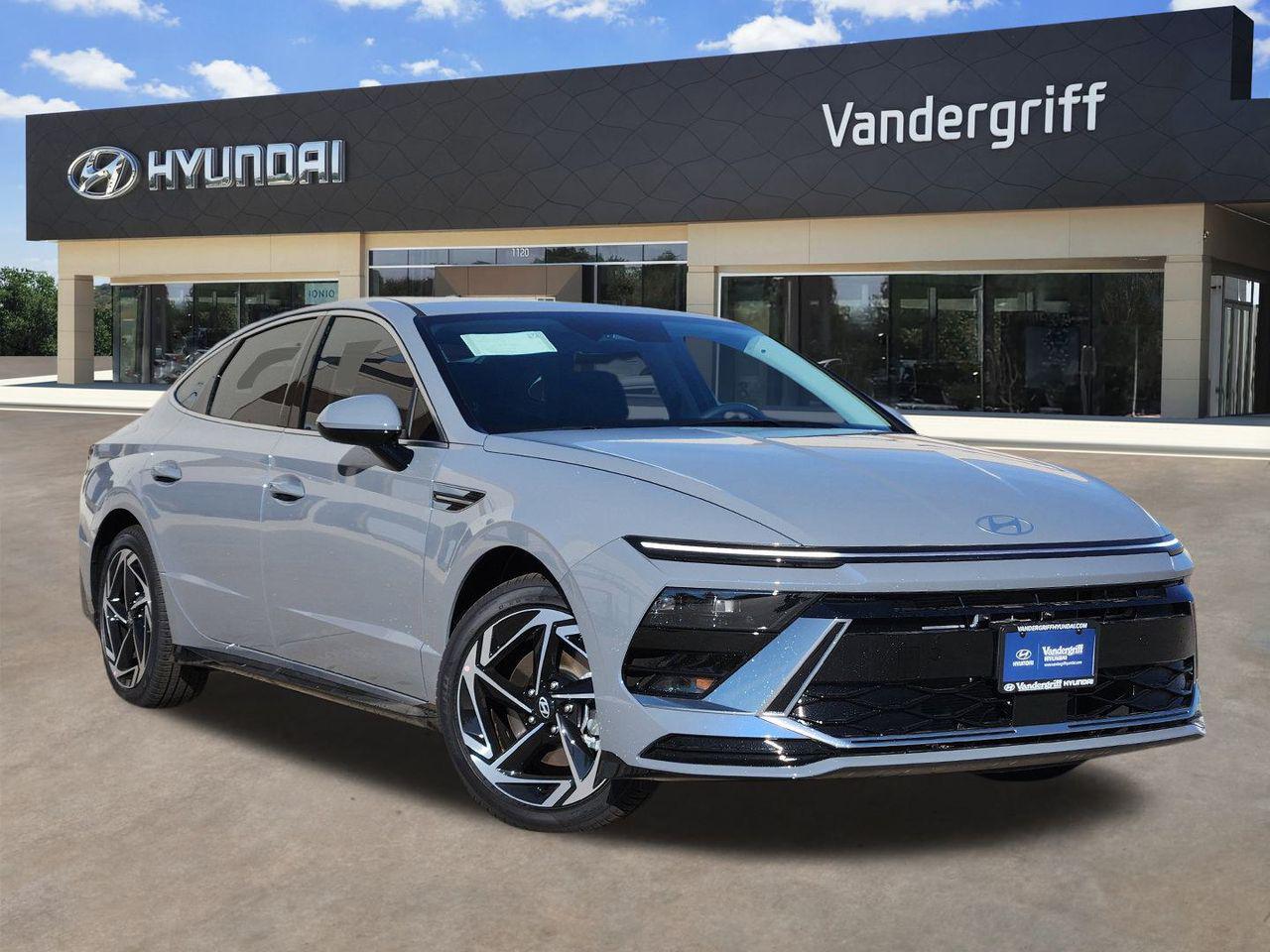 2026 Hyundai Sonata SEL's photo