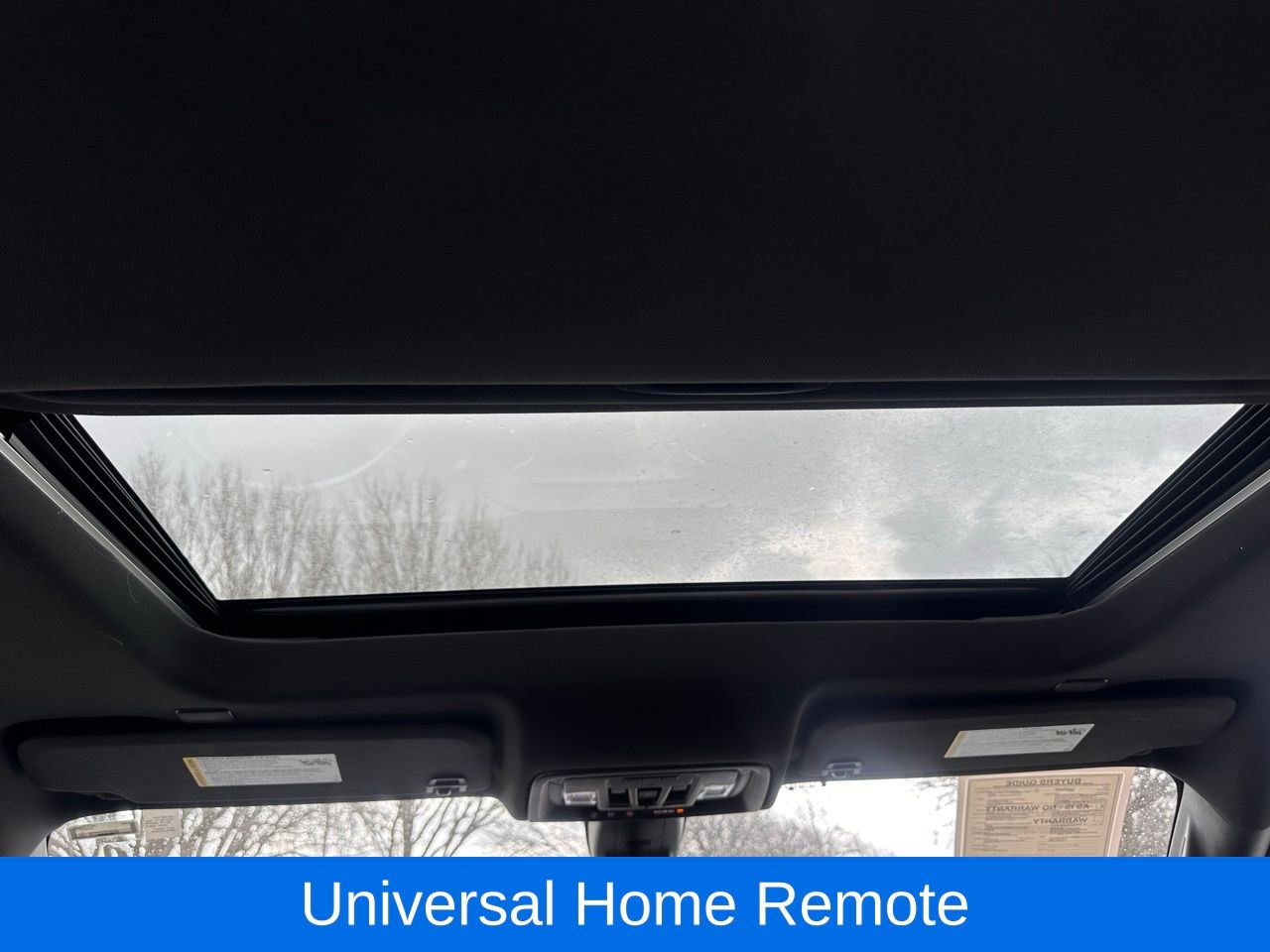 Used 2022 Summit White GMC AT4 image 21