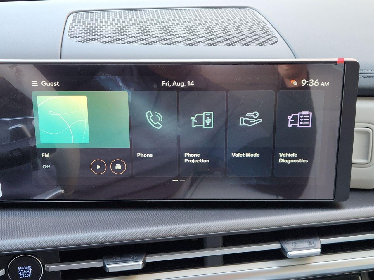 New 2027 Shimmering Silver Hyundai SE FWD image 13