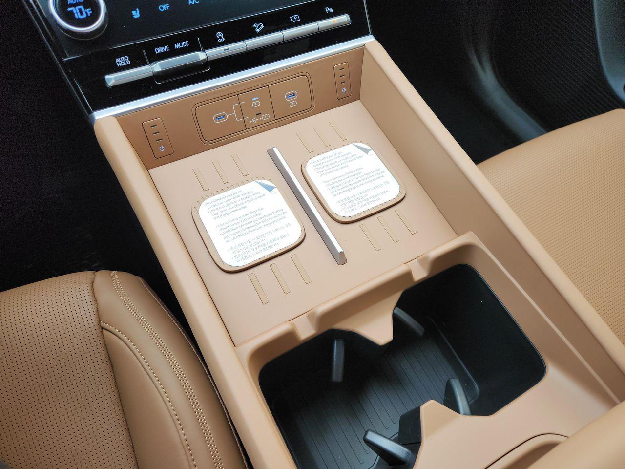 New 2026 Serenity White Hyundai Calligraphy FWD image 16