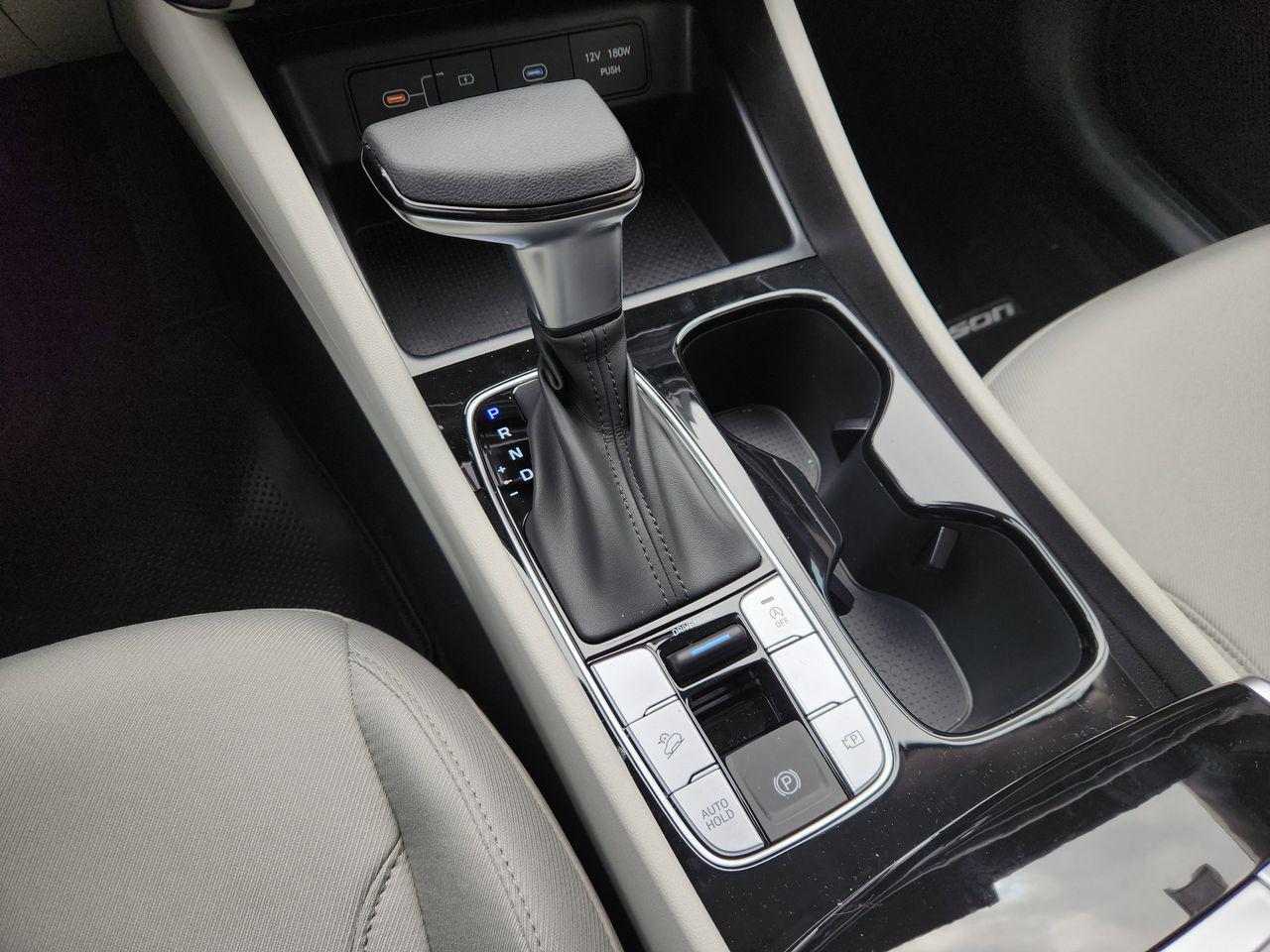 New 2026 W6H White Hyundai SEL FWD image 17