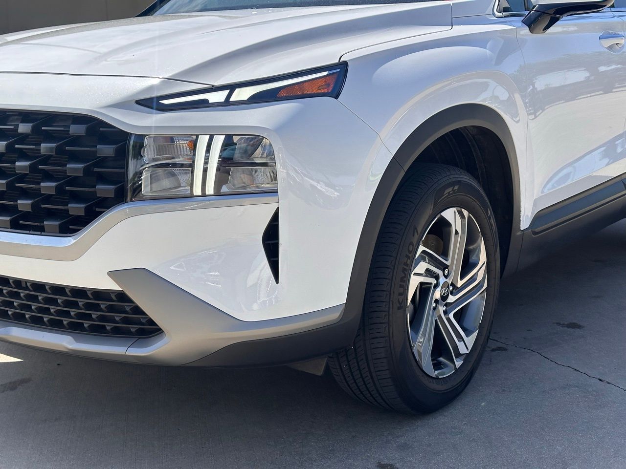 Certified Used 2023 Serenity White Pearl Hyundai SEL image 5