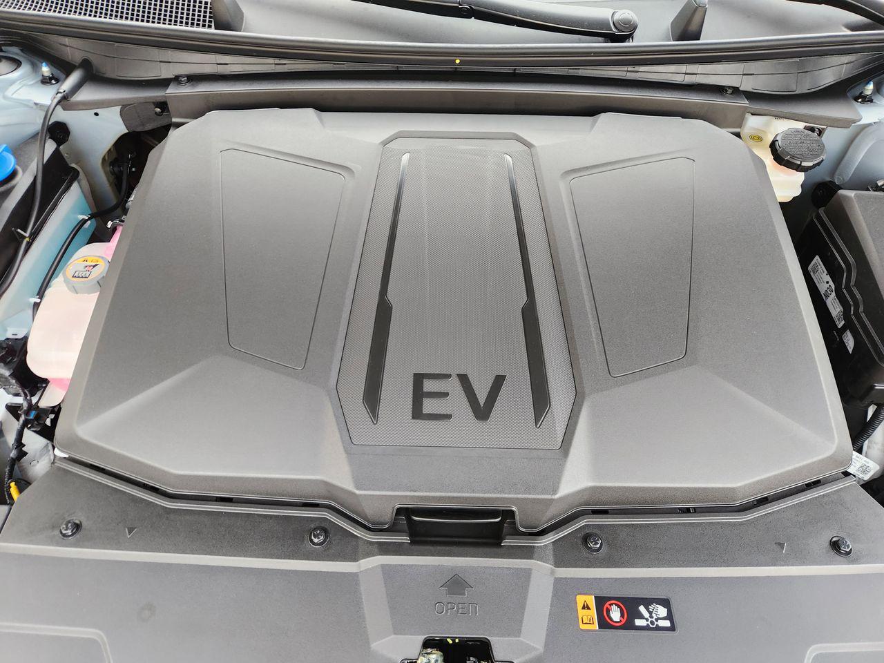 New 2026 U3P Blue Hyundai SE image 29