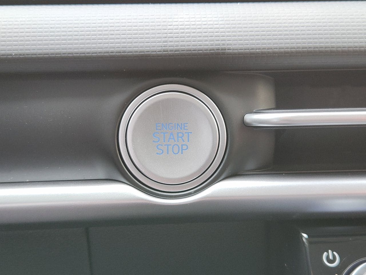 New 2026 S3B Black Hyundai SEL FWD image 16