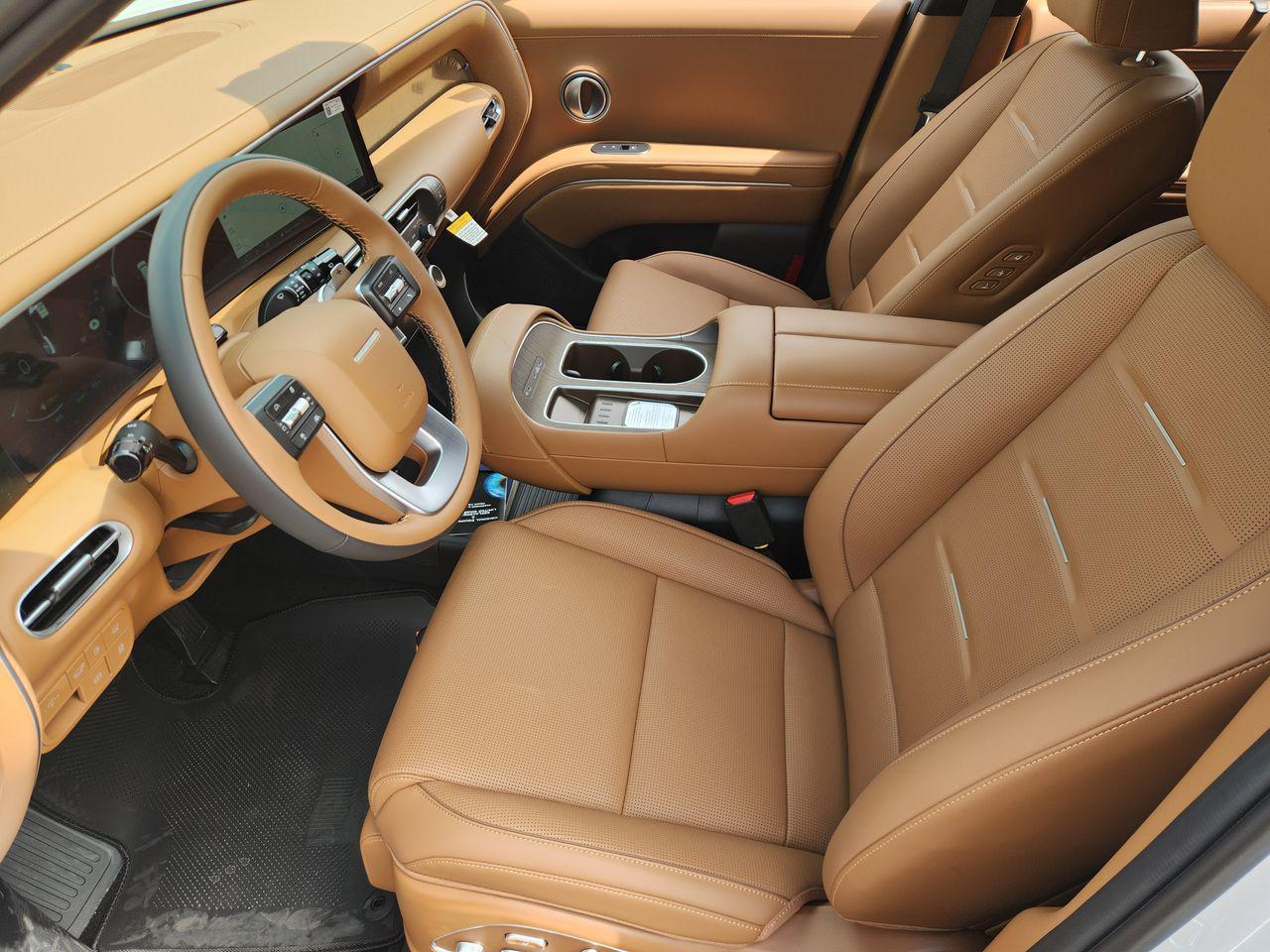 New 2027 Creamy White Pearl Hyundai Calligraphy image 10