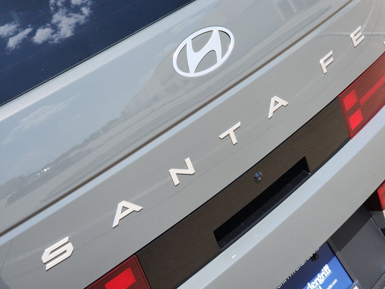 New 2027 Hampton Gray Hyundai Limited image 8