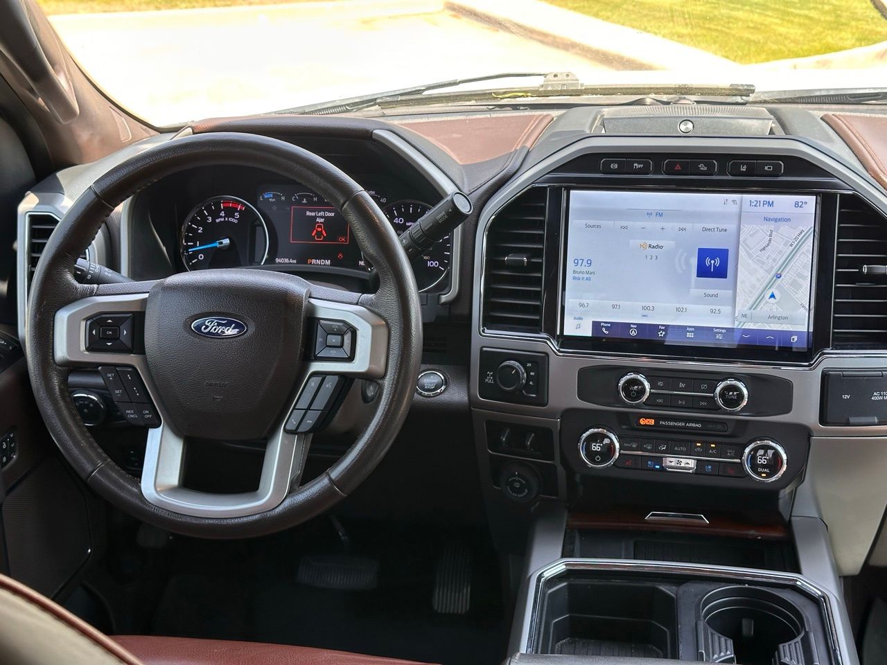 Used 2022 Oxford White Ford King Ranch image 18