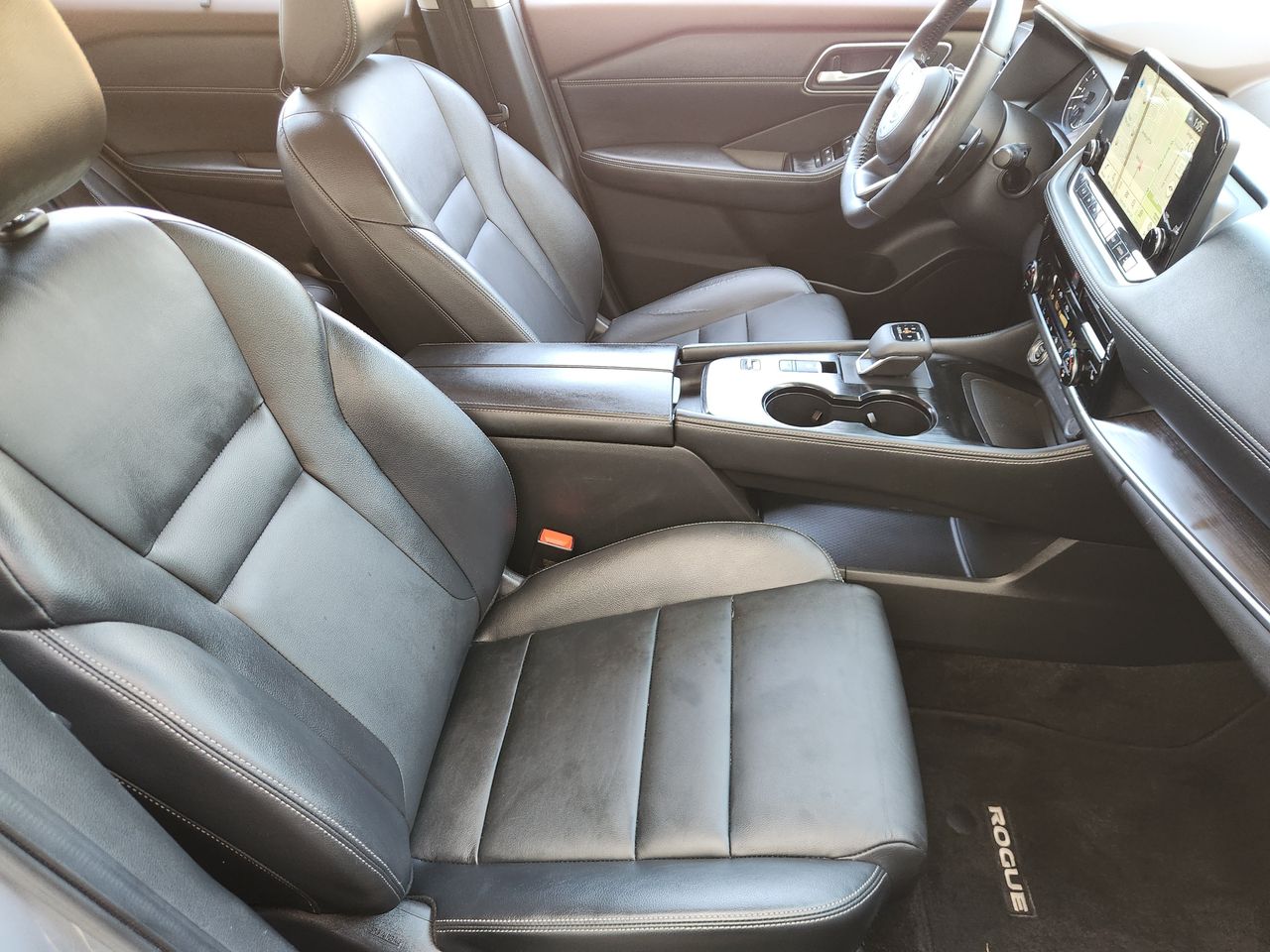 Used 2021 Boulder Gray Pearl Nissan SL image 11