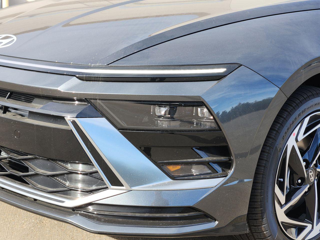 New 2026 T2G Gray Hyundai SEL Sport image 6