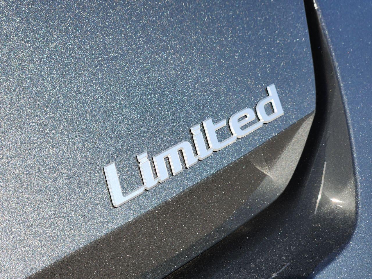 New 2026 Amazon Gray Hyundai Limited image 9