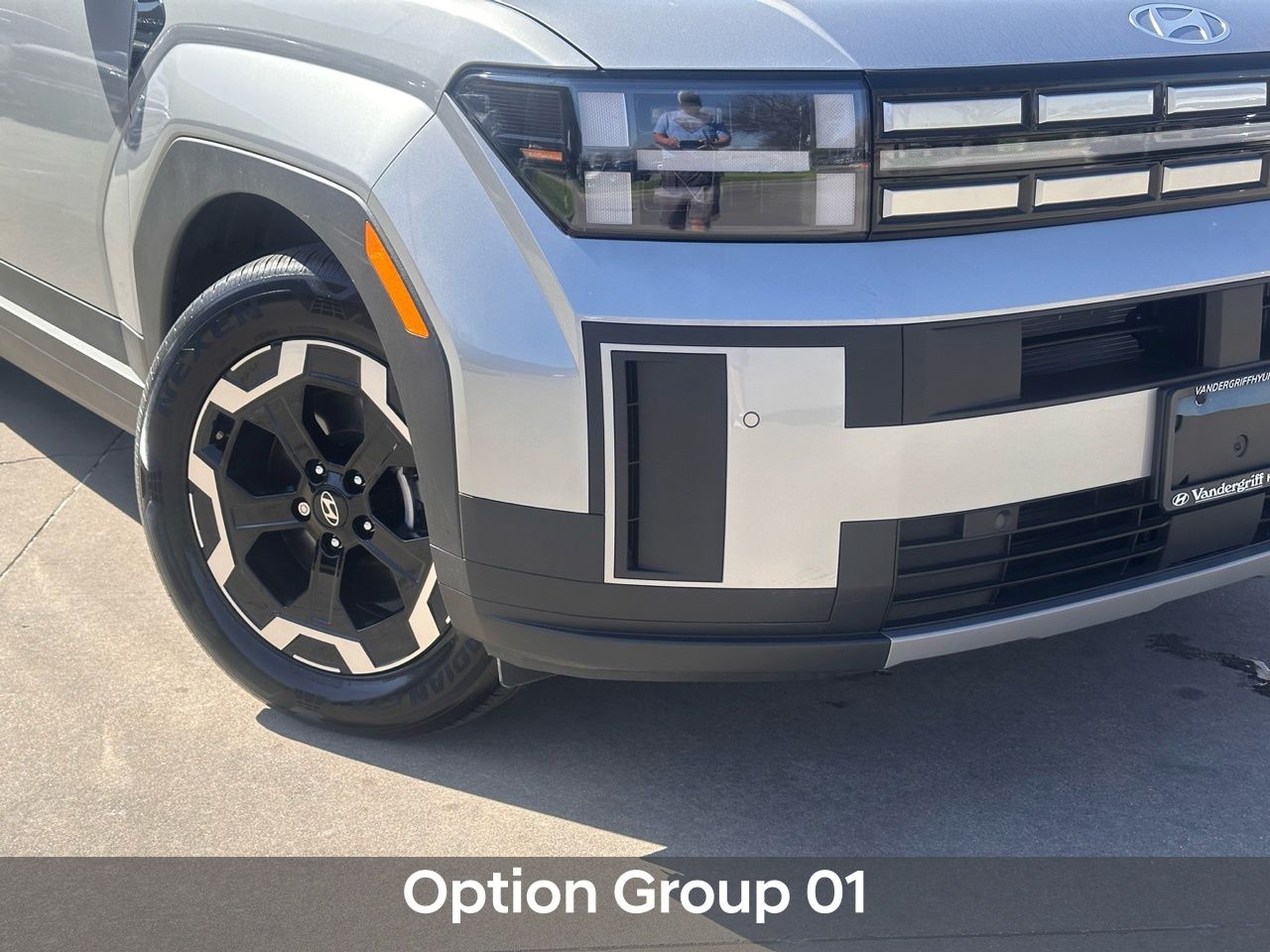 Used 2025 R2T Silver Hyundai SEL image 2