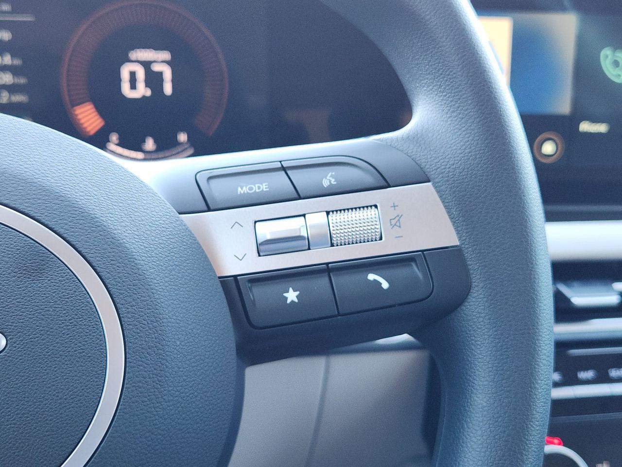 New 2026 W6H White Hyundai SEL FWD image 27