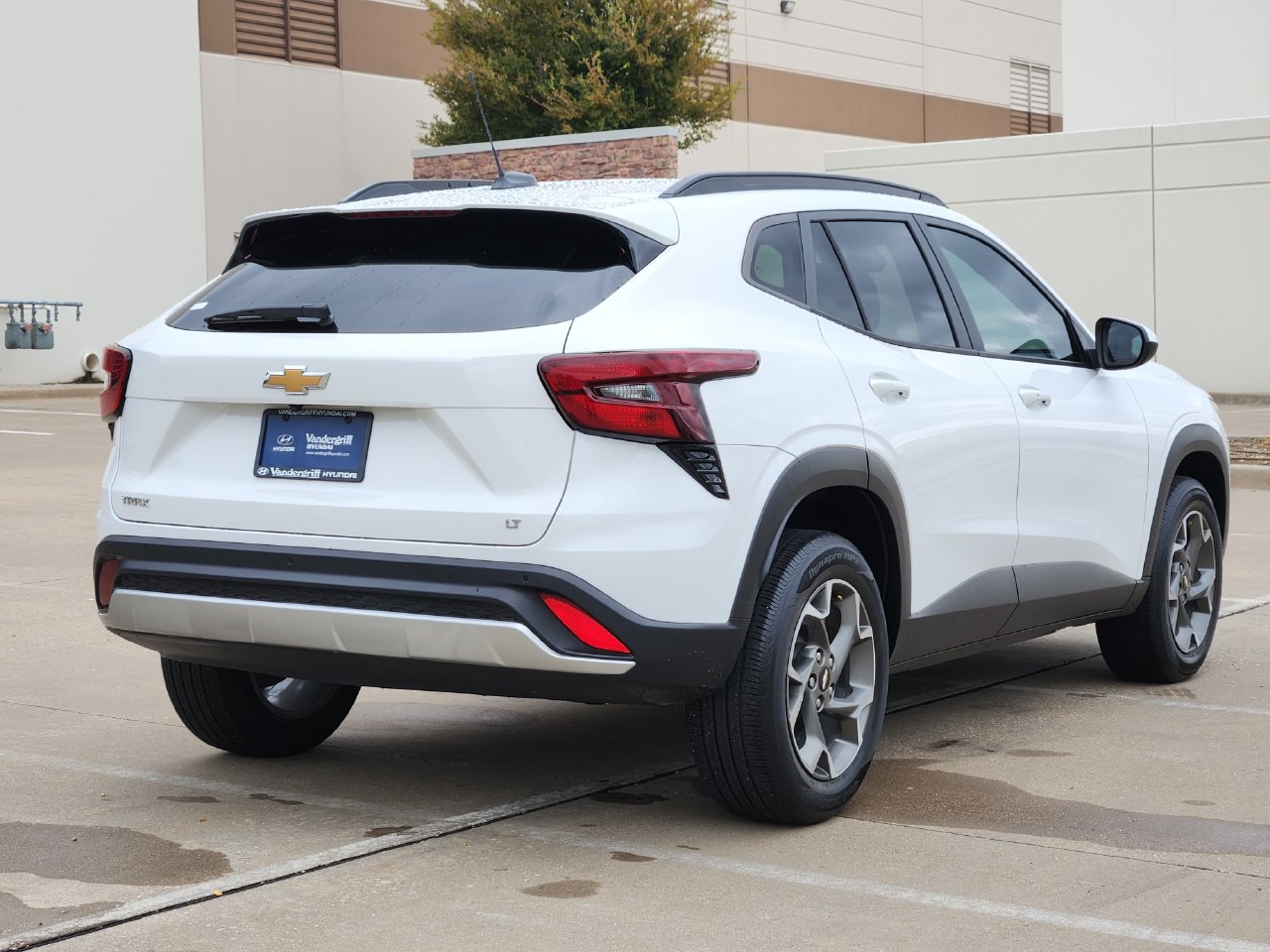 Used 2024 Chevrolet Trax LT SUV