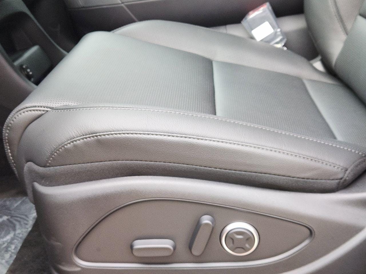 New 2026 CRP Brown Hyundai Limited FWD image 23