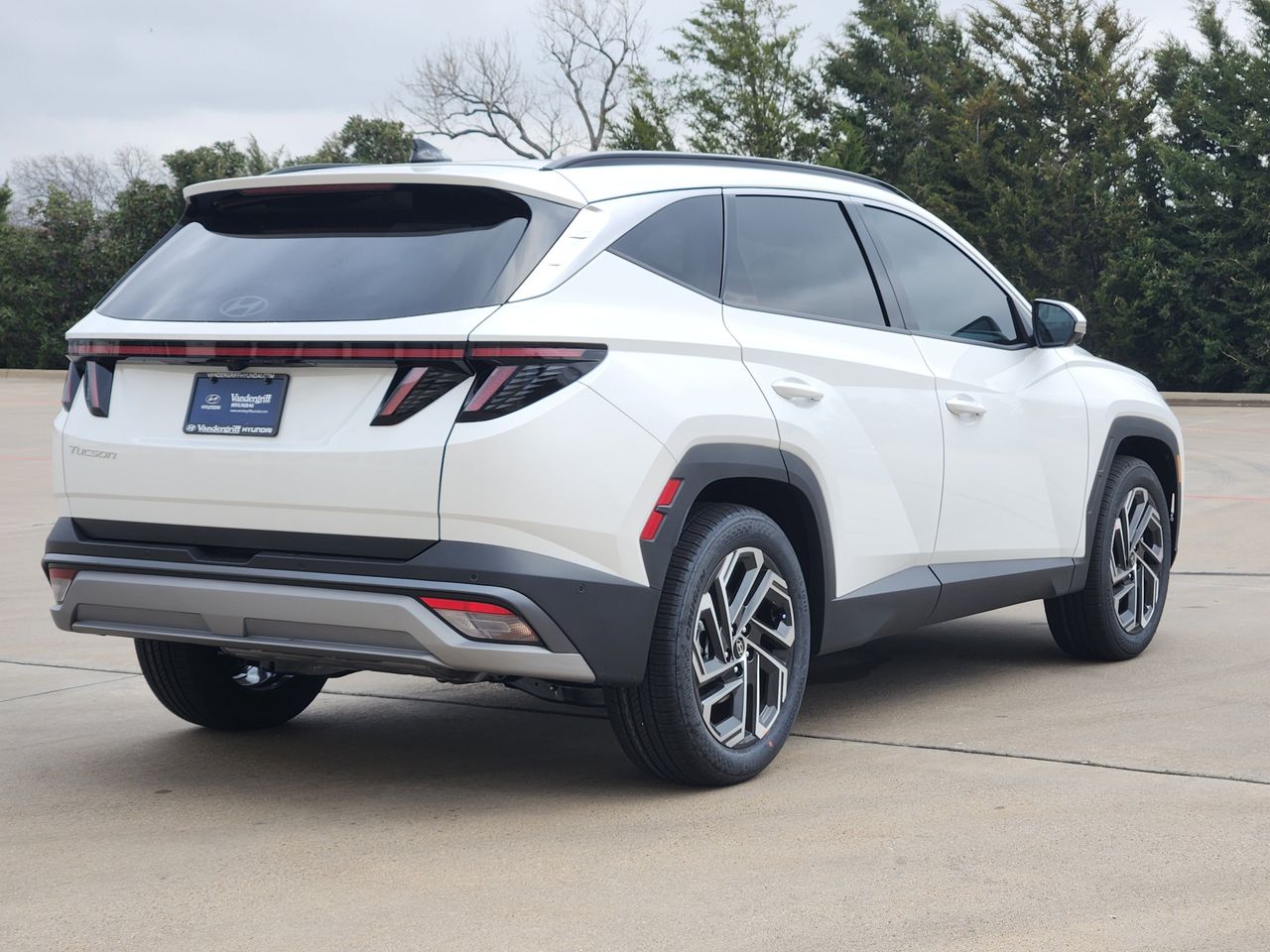 New 2026 W6H White Hyundai Limited FWD image 4