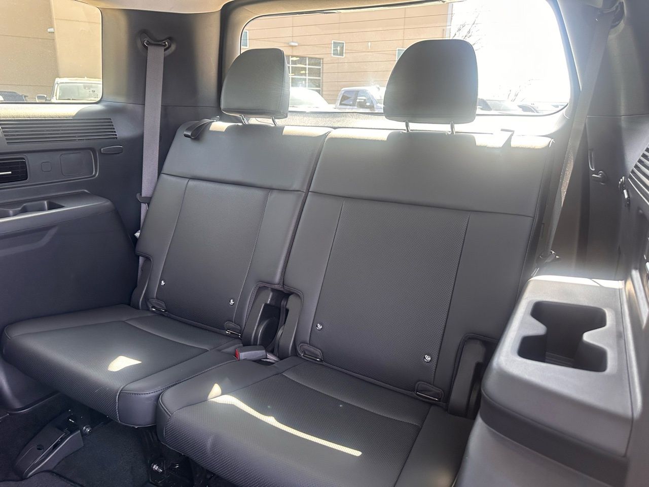 Used 2025 R2T Silver Hyundai SEL image 22