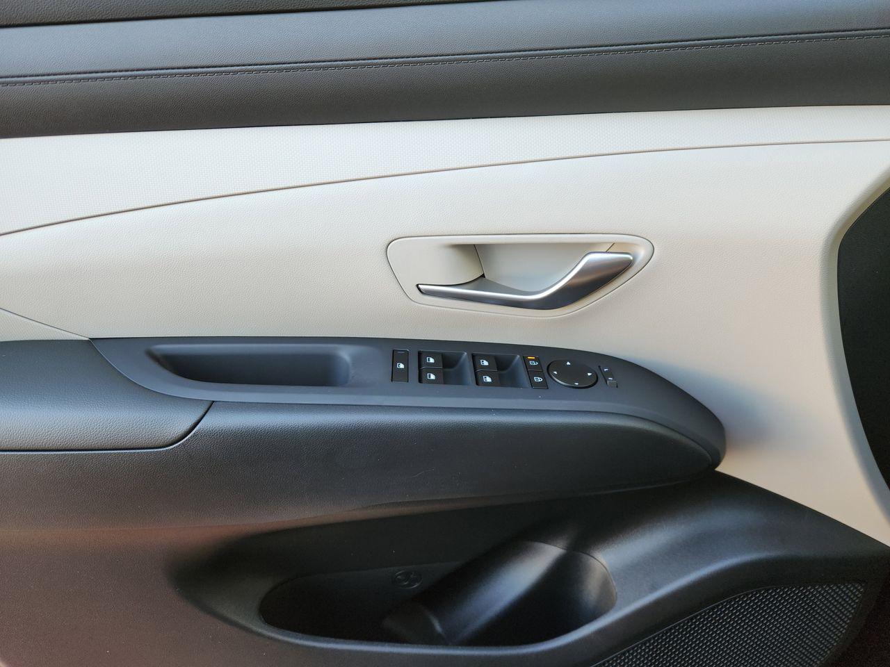 New 2026 Phantom Black Hyundai SEL FWD image 21