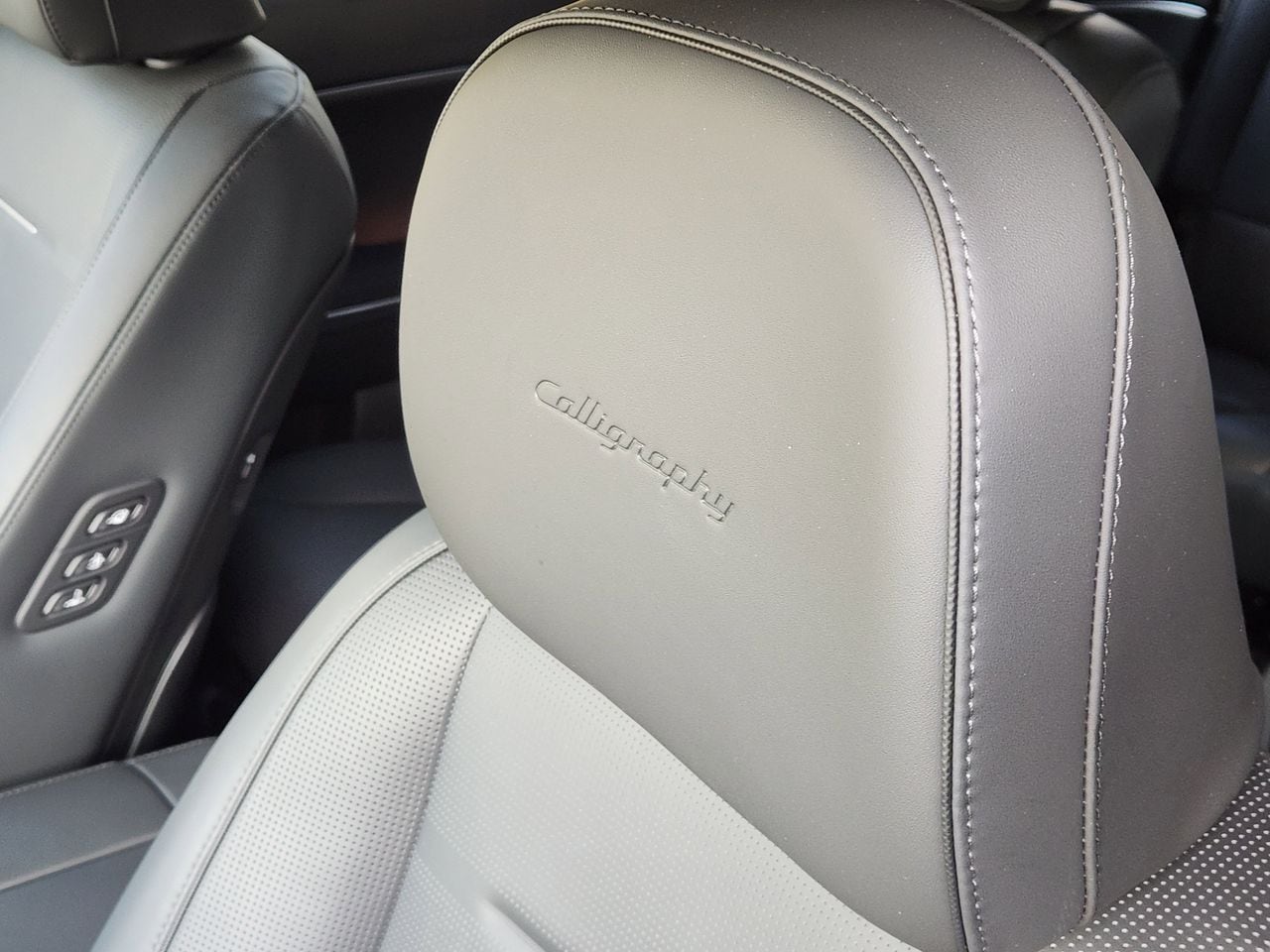 New 2026 A2B Black Hyundai Calligraphy image 11