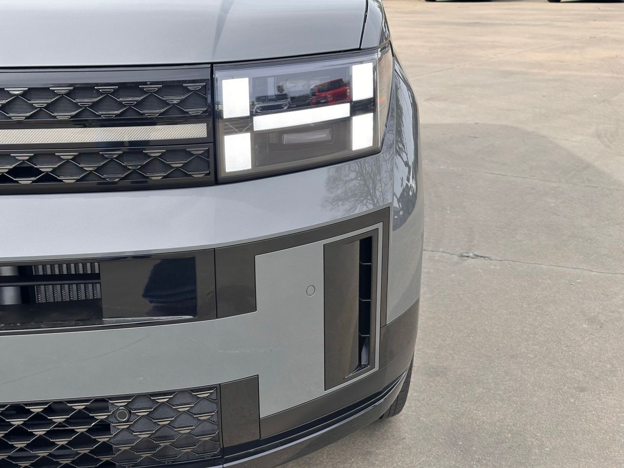 Certified Used 2026 Hampton Gray Hyundai Calligraphy image 4