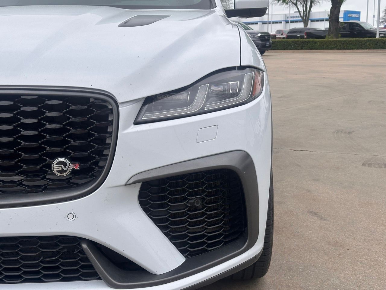 Used 2021 Fuji White Jaguar SVR image 8